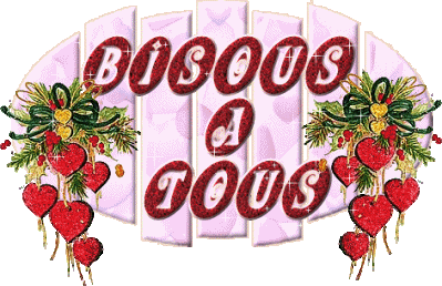 image superbe, planchette bois roses ou est écrit et je vs les envoie aussi : BISOUS A TOUS ; entourée de coeurs rouges, brillants,et verdure ptit noeud; poétique romantique et qui amène le calme: ctt