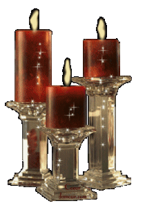 Ces 3 Bougies éclairées belles,je vs les fais partager pr venir Vous Souhaiter une bnne fin soirée;une  BONNE  NUIT  DE BEAUX DOUX  REVES ; la lueur la flamme de la bougie calme le regard l'espri