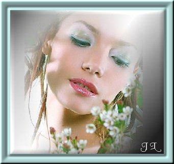 Bell femme douce fleurx  visage doux et superbe désirable AMOUR  BEAUTE 