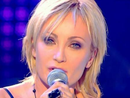 Belle: ici Patricia Kaas chante ,  beau visage, belles chansons !! belle voix 