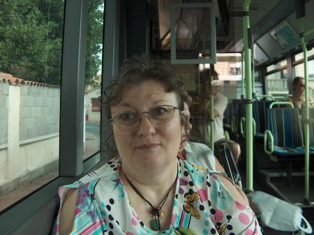 et oui bonsoir; la voici c'est moi Marie-Andr&eacute;e dns le Bus &agrave; Montpellier,avc mon ami Pat �photo film&eacute; cette semaine