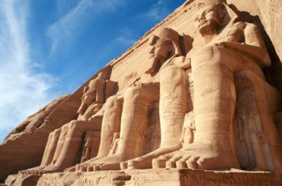 Egypte ses vestiges anciens Pharaons;beau beaucou soleil Chaleur;mais id&eacute;e de d&eacute;couvrir Voyage Evasion VACANCES !! BON ETE TS TTES  mil bisous  marie-andr&eacute;e  !!!