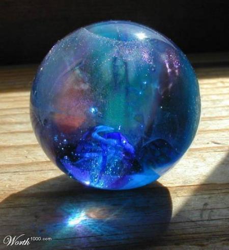 BONJOUR  Bon week end Me revoil&agrave;, avec un globe bleu brillant,l'on dirait beau visagedu Christ dns le fon�Original et beau &agrave; la fois��Que l'Amour Rire Joie Lumi&egrave;re Paix r&egrave;gnent dns vos vies�