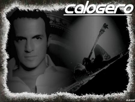 Chanteur que j'aim bien:Calogero  bell voix,j'aim bien ses chanson �charmant il et, dns joli cadre  Noir et Blanc Gris musique  chansons  j'aim beaucoup��  &agrave; plus ��  BN AP  BNNE JOURNE