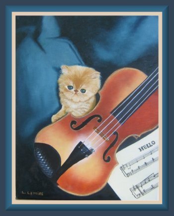 C'est tout mimi,ce peti chaton cr&egrave;me clair jolis yeux bleu tient violon,lui aussi aim musique et ps nimporte quoi musi classi et autr aussi Original et joli tendresse complicit&eacute; �les animaux la m