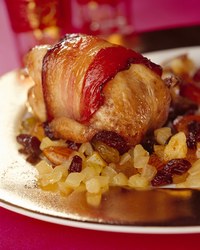 Pr vtre Souper ce soir,une id&eacute;e:Cailles aux raisin fruit secs bard&eacute;es de beau lar�l&eacute;gume joli et bien app&eacute;tissant�j'aim beaucoup les cailles viande tendr Savoureuse�� Bon dimanche BN APP��  mil a