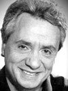 NoirBlancCette Photo simple,mais bien charmant :Michel Sardou  souriant, joie aux l&egrave;vres, joie dansle Regard�ns fait partager son enthousiasme   sa joie  sa bnne humeur��   A  BIENTOT  GAIE SOIREE �  