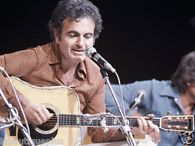 Souvenirs,on le voit moins,  mais &ccedil;a peut rappeler des souvenirs  &agrave;  quelques uns unes ��Guy B&eacute;art  Chanteur Po&egrave;te  belles chansons  et  ses textes po&eacute;tiques ��