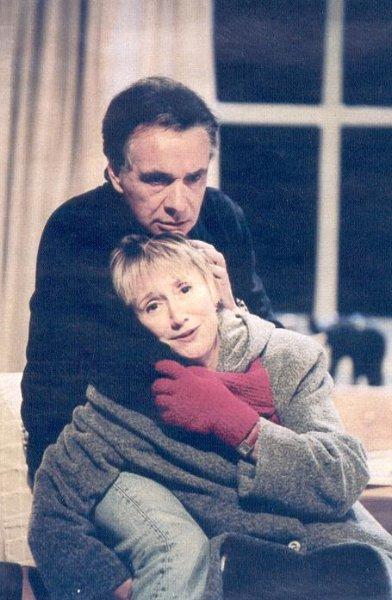 ;   BONNE VISITE  DANS MON  UNIVERS. Je vs invite &agrave; venir m'y fair Un Pti Coucou si le coeur vs en Dit�je vs y r&eacute;ponds en tte amiti&eacute; et joie�� BONNE  ET  DOUCE NUIT � Beaux et doux r&ecirc;ves dans la 