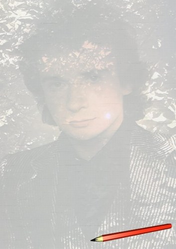 Original  Photo de Papier &agrave; Lettre,il y a le crayon:sur un Fon o&ugrave; l'on aper&ccedil;oit:Michel sardou,avec fon de verdure��