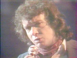 Concert,  michel sardou   , c'est une photo ps toute r&eacute;cente �  mais on gard de lui  tjours une id&eacute;e agr&eacute;able  de sa carri&egrave;re et lui, bien des ann&eacute;es auparavant�� Biz&  A  DEMAIN  !!