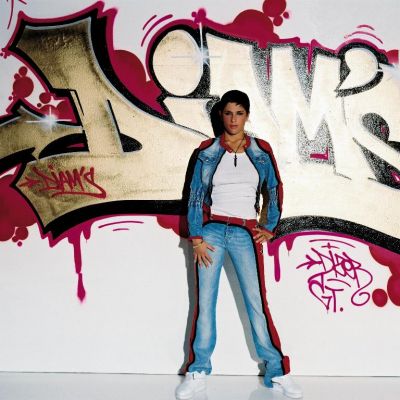 BONSOIR  BONNE NUIT �Un peu tardif, quelques images photos,ici  une photo dns la chanson:  DIAM  et le rap, graffitis, style de la rue, oeuvre d'art derri&egrave;re ces dessins sur mur� et &ccedil;a lui va bie